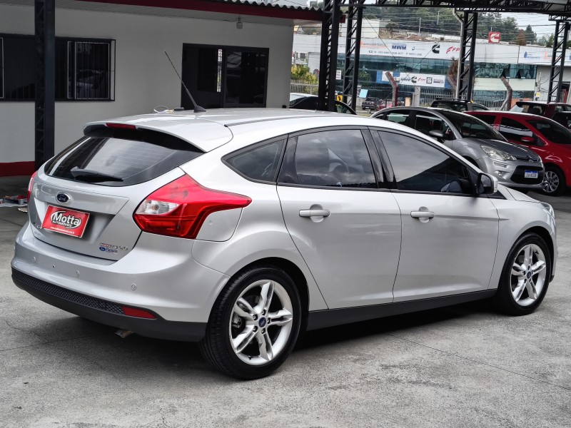 FOCUS 2.0 SE 16V FLEX 4P AUTOMÁTICO - 2014 - CAXIAS DO SUL