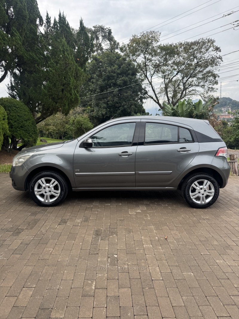 AGILE 1.4 MPFI LTZ 8V FLEX 4P MANUAL - 2011 - ENCANTADO