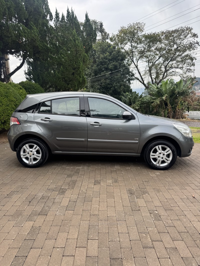 AGILE 1.4 MPFI LTZ 8V FLEX 4P MANUAL - 2011 - ENCANTADO