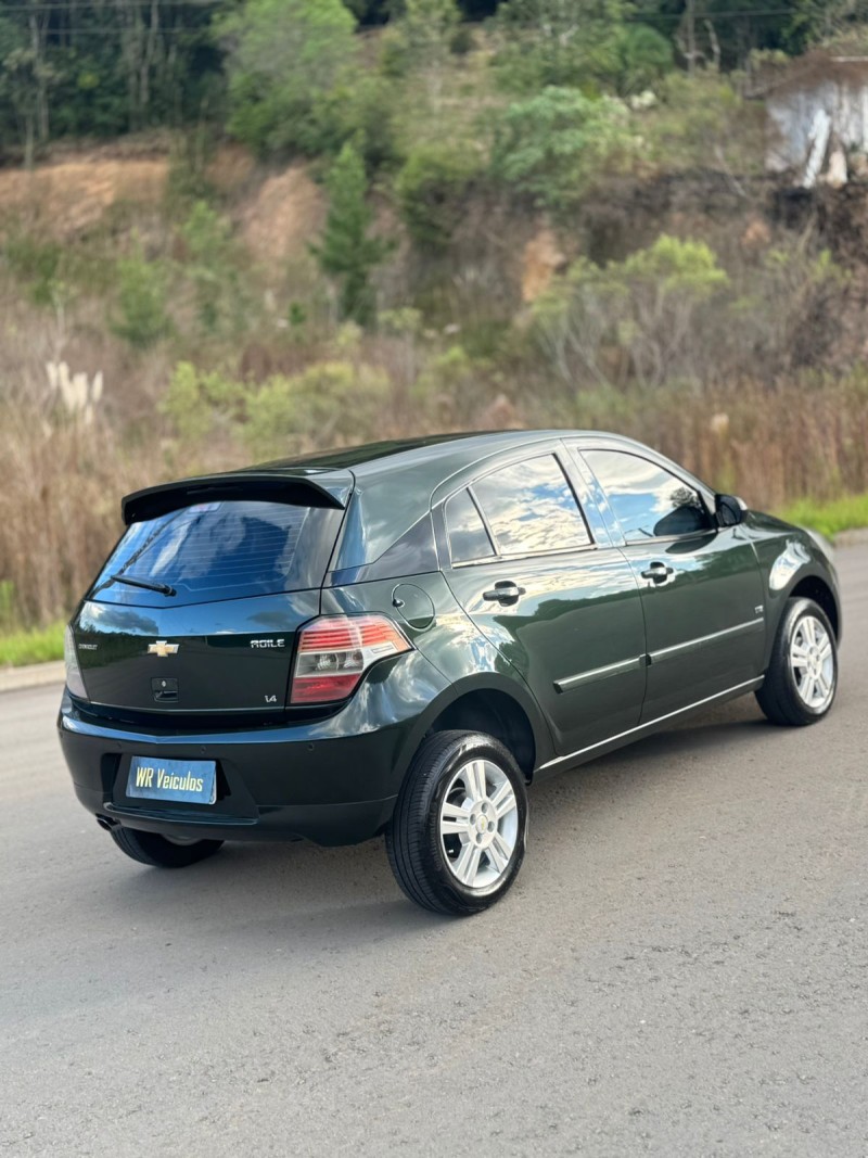 AGILE 1.4 MPFI LTZ 8V FLEX 4P MANUAL - 2011 - BENTO GONçALVES