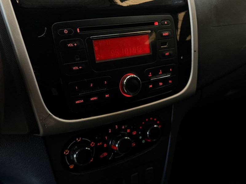 SANDERO 1.6 EXPRESSION 16V FLEX 4P MANUAL - 2016 - CAXIAS DO SUL