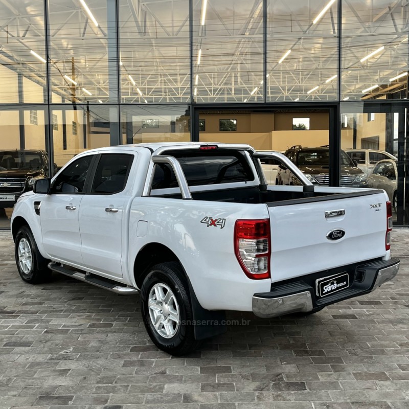 RANGER 3.2 XLT 4X4 CD 20V DIESEL 4P MANUAL - 2013 - VACARIA