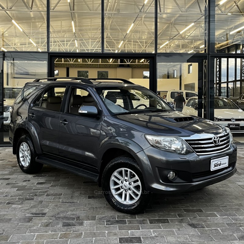 HILUX SW4 3.0 SRV 4X4 CD 16V TURBO INTERCOOLER DIESEL 4P AUTOMÁTICO - 2012 - VACARIA