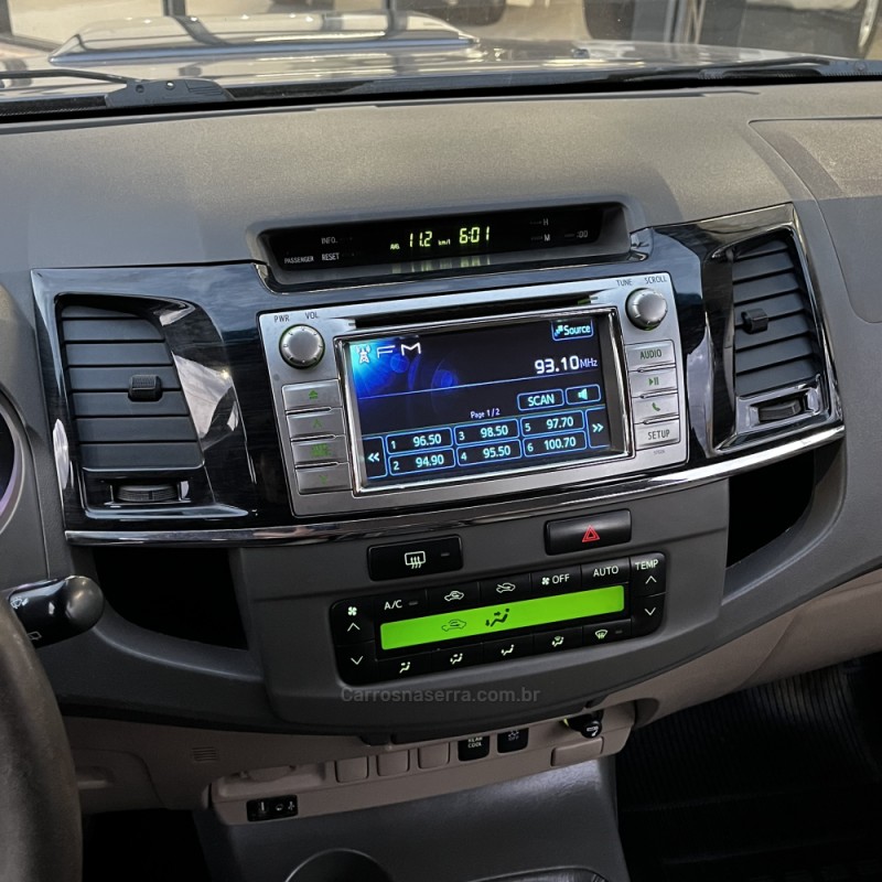 HILUX SW4 3.0 SRV 4X4 CD 16V TURBO INTERCOOLER DIESEL 4P AUTOMÁTICO - 2012 - VACARIA