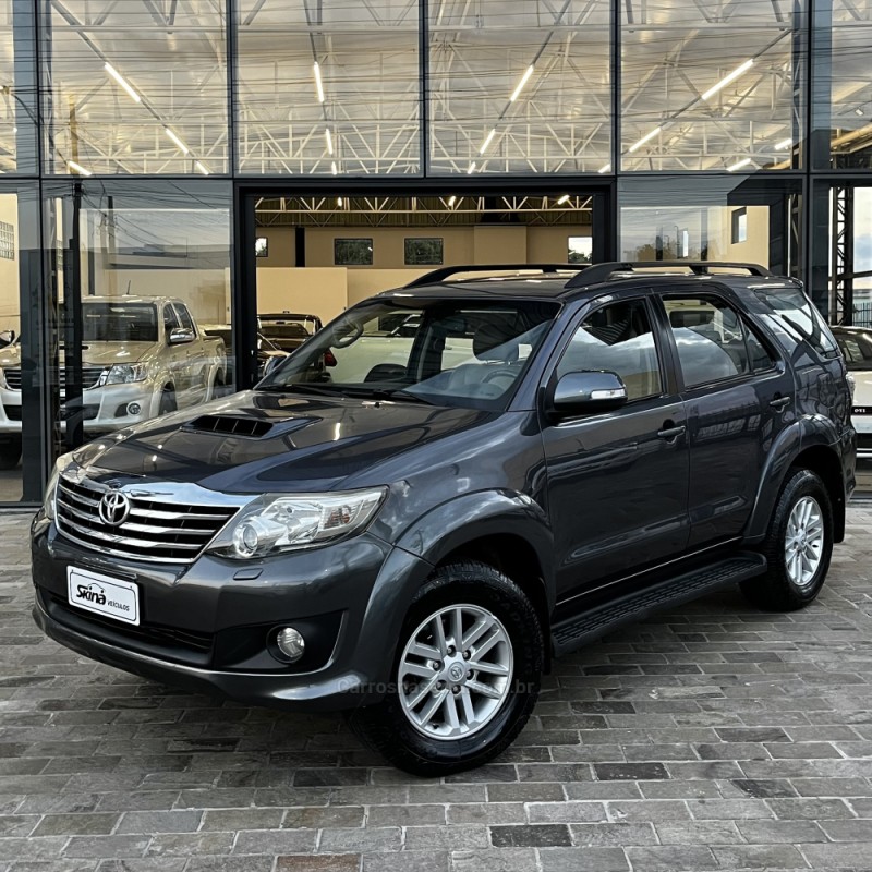 HILUX SW4 3.0 SRV 4X4 CD 16V TURBO INTERCOOLER DIESEL 4P AUTOMÁTICO