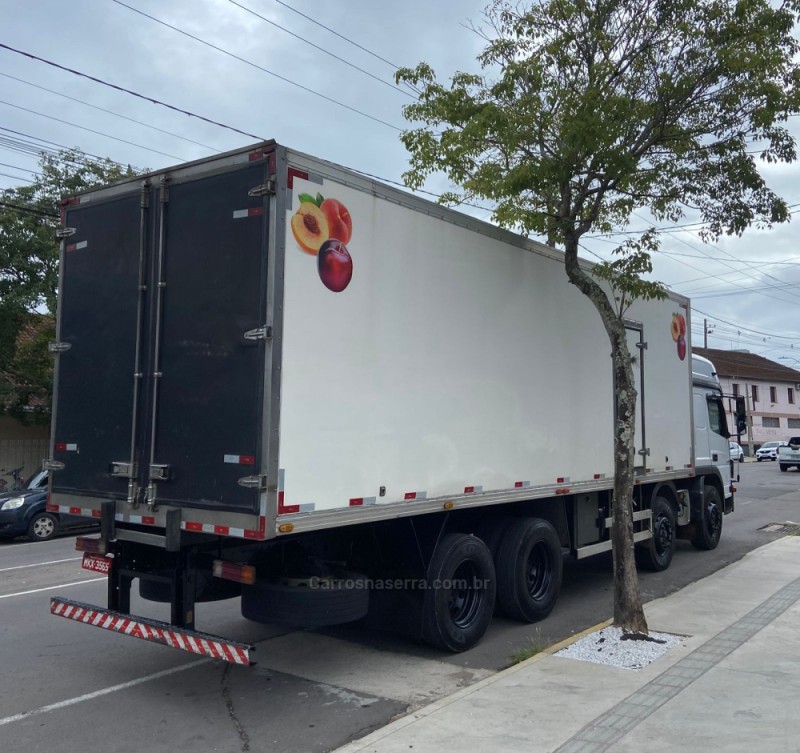 ATEGO 2429 6X2 - 2013 - BENTO GONçALVES