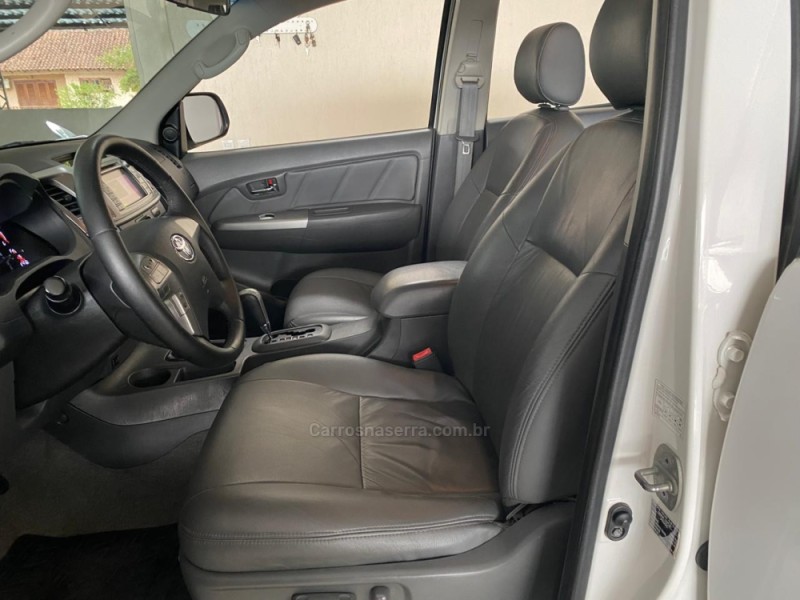 HILUX 3.0 SRV 4X4 CD 16V TURBO INTERCOOLER DIESEL 4P AUTOMÁTICO - 2012 - LAJEADO