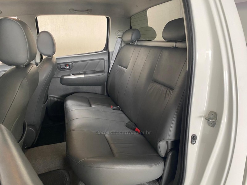 HILUX 3.0 SRV 4X4 CD 16V TURBO INTERCOOLER DIESEL 4P AUTOMÁTICO - 2012 - LAJEADO