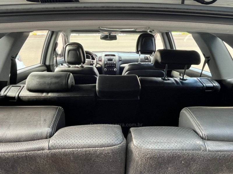 SORENTO 2.4 EX2 4X2 16V GASOLINA 4P AUTOMÁTICO - 2011 - ARROIO DO MEIO
