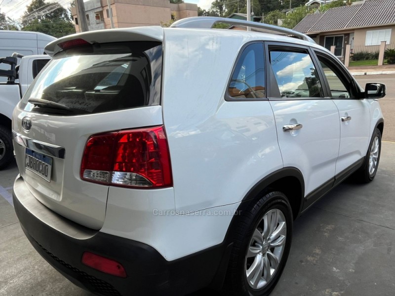SORENTO 2.4 EX2 4X2 16V GASOLINA 4P AUTOMÁTICO - 2011 - ARROIO DO MEIO