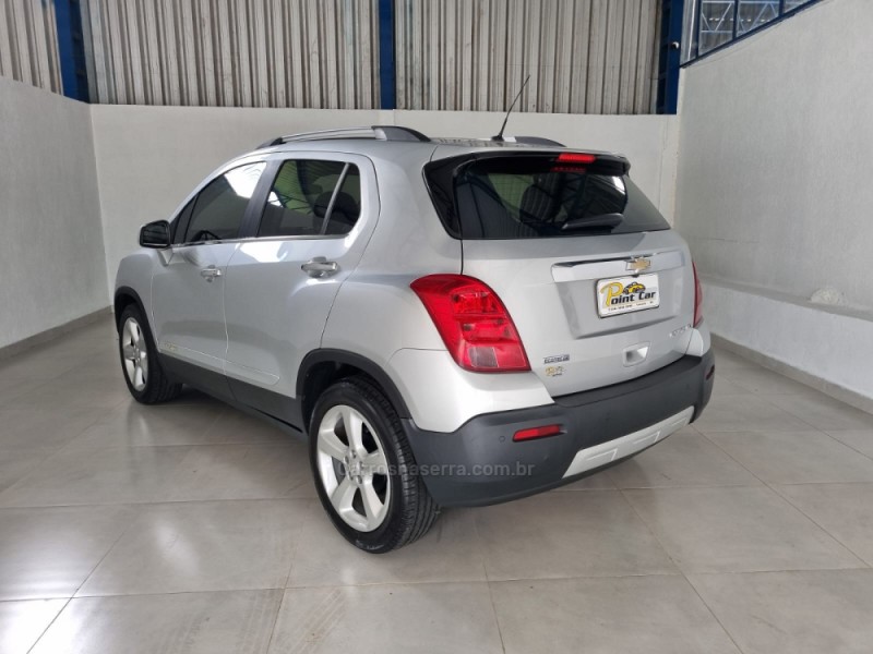 TRACKER 1.8 MPFI LTZ 4X2 16V FLEX 4P AUTOMÁTICO - 2016 - VACARIA