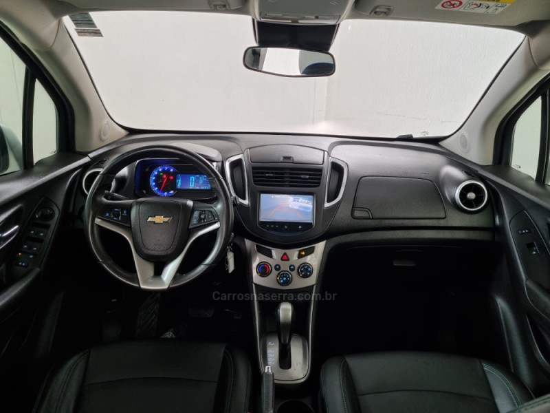 TRACKER 1.8 MPFI LTZ 4X2 16V FLEX 4P AUTOMÁTICO - 2016 - VACARIA