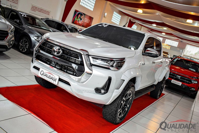 HILUX 2.8 SRX PLUS 4X4 CD TURBO DIESEL 4P AUTOMÁTICO - 2024 - SANTA CRUZ DO SUL