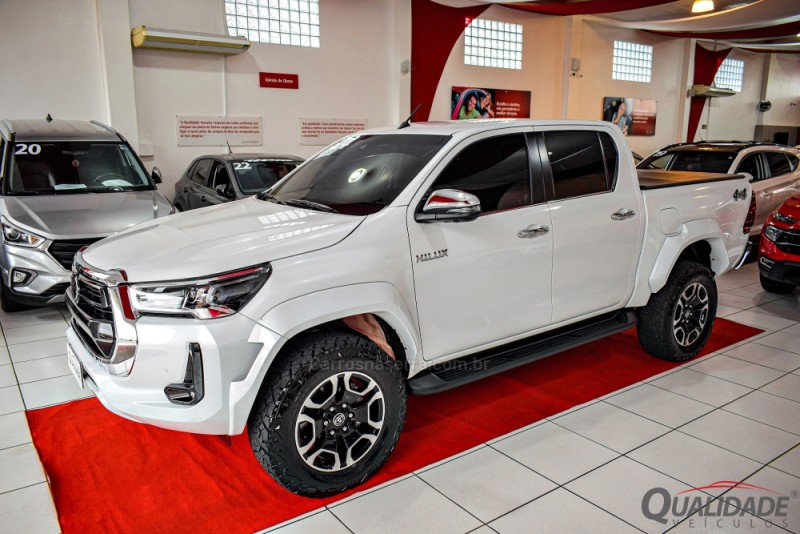 HILUX 2.8 SRX PLUS 4X4 CD TURBO DIESEL 4P AUTOMÁTICO - 2024 - SANTA CRUZ DO SUL