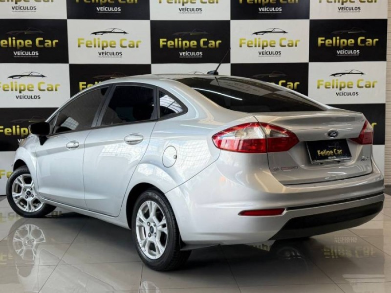 FIESTA 1.6 SE SEDAN 16V FLEX 4P AUTO - 2015 - CAXIAS DO SUL