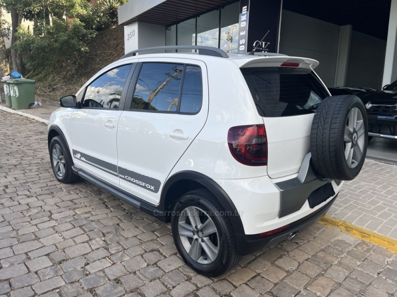 CROSSFOX 1.6 MI FLEX 8V 4P MANUAL - 2012 - VERANóPOLIS