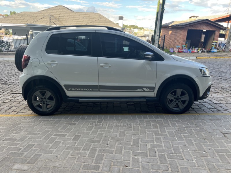 CROSSFOX 1.6 MI FLEX 8V 4P MANUAL - 2012 - VERANóPOLIS
