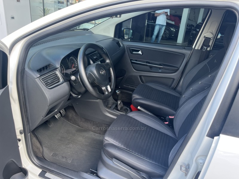 CROSSFOX 1.6 MI FLEX 8V 4P MANUAL - 2012 - VERANóPOLIS