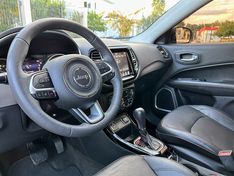 COMPASS 2.0 16V FLEX LIMITED AUTOMÁTICO - 2018 - BENTO GONçALVES