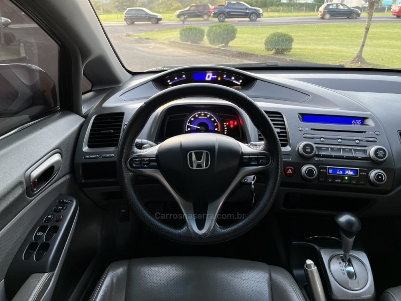 CIVIC 1.8 LXL 16V FLEX 4P AUTOMÁTICO - 2011 - BOM PRINCíPIO