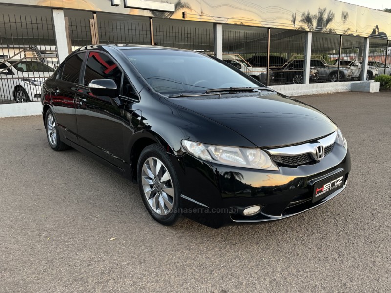 CIVIC 1.8 LXL 16V FLEX 4P AUTOMÁTICO - 2011 - BOM PRINCíPIO