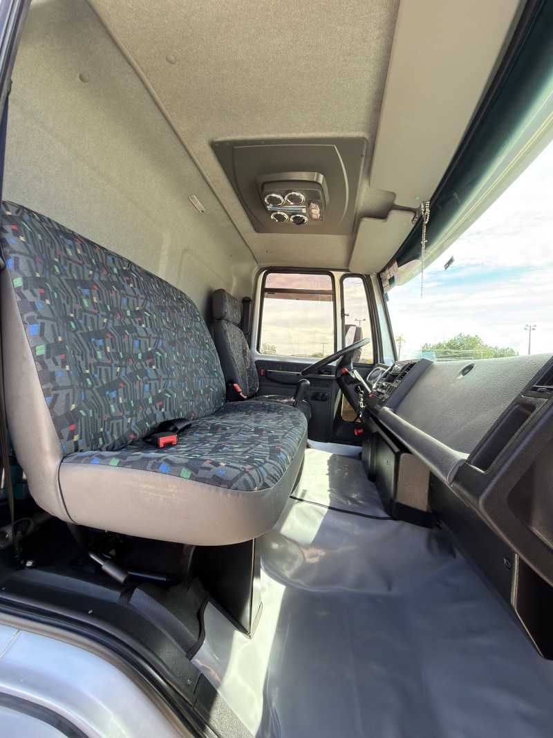 CARGO 815 E TURBO - 2010 - ANTôNIO PRADO