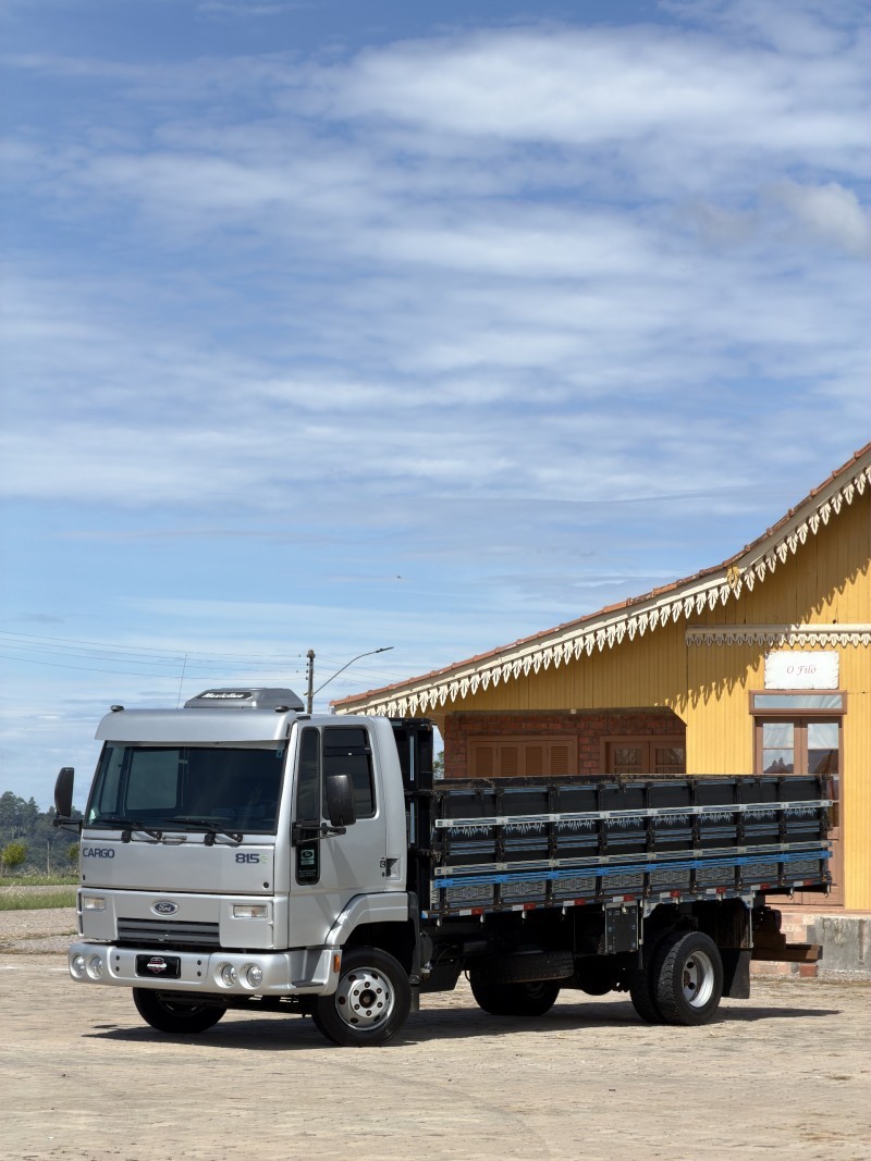 CARGO 815 E TURBO - 2010 - ANTôNIO PRADO