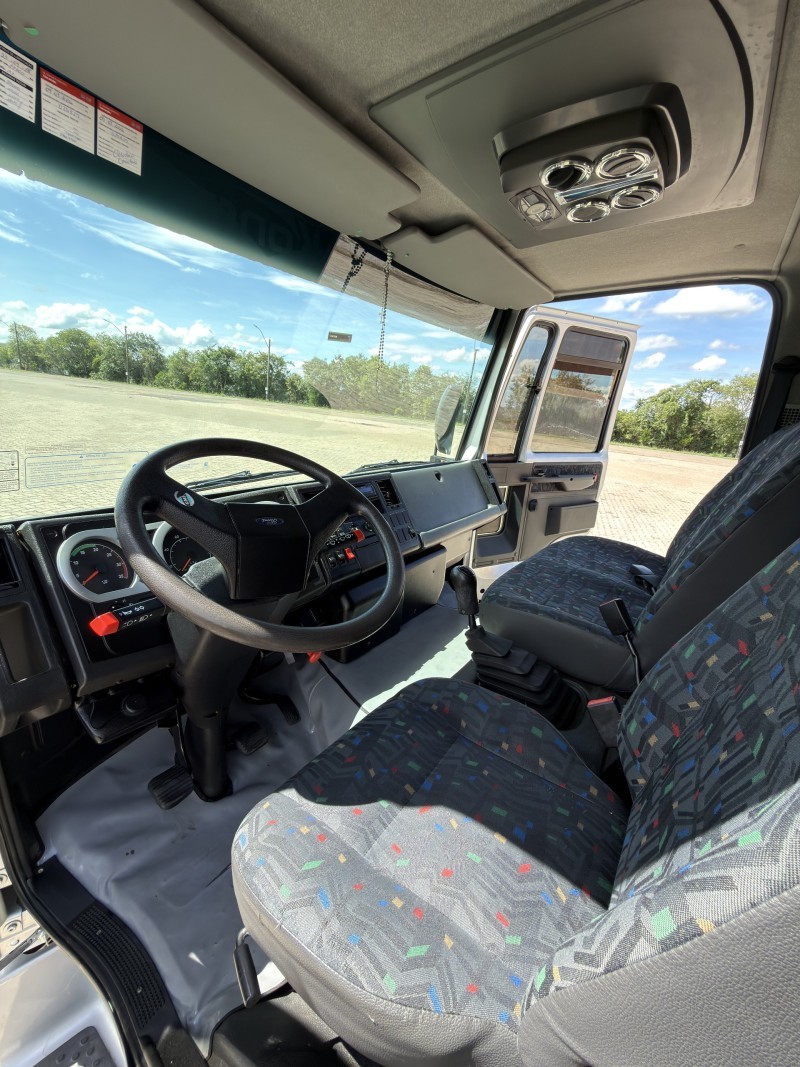 CARGO 815 E TURBO - 2010 - ANTôNIO PRADO