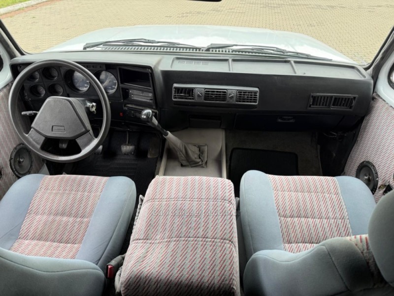 C14 GASOLINA 2P MANUAL - 1973 - IVOTI