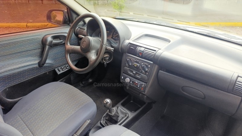 CORSA 1.0 MPF WIND 8V GASOLINA 4P MANUAL - 2001 - CAXIAS DO SUL
