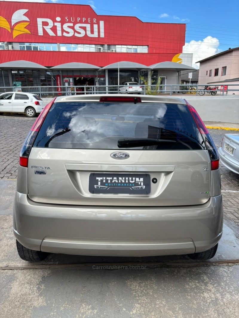FIESTA 1.6 MPI CLASS HATCH 8V FLEX 4P MANUAL - 2013 - SãO FRANCISCO DE PAULA