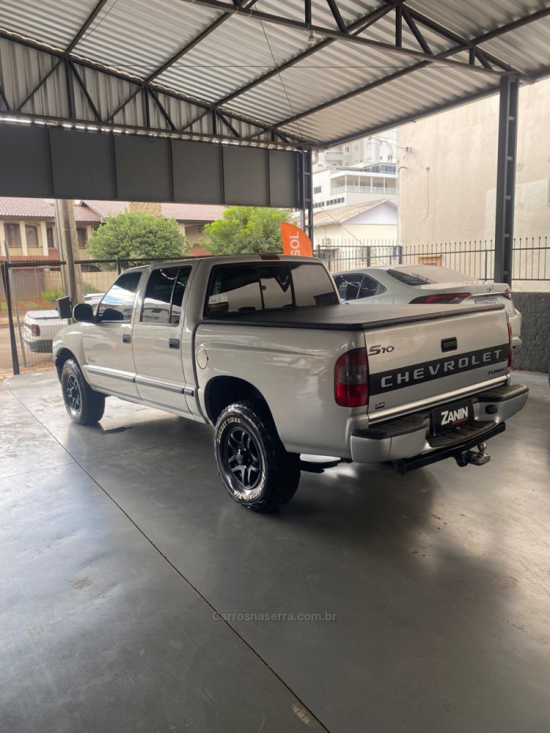 S10 2.8 DLX 4X2 CD 12V TURBO INTERCOOLER DIESEL 4P MANUAL - 2004 - SANANDUVA