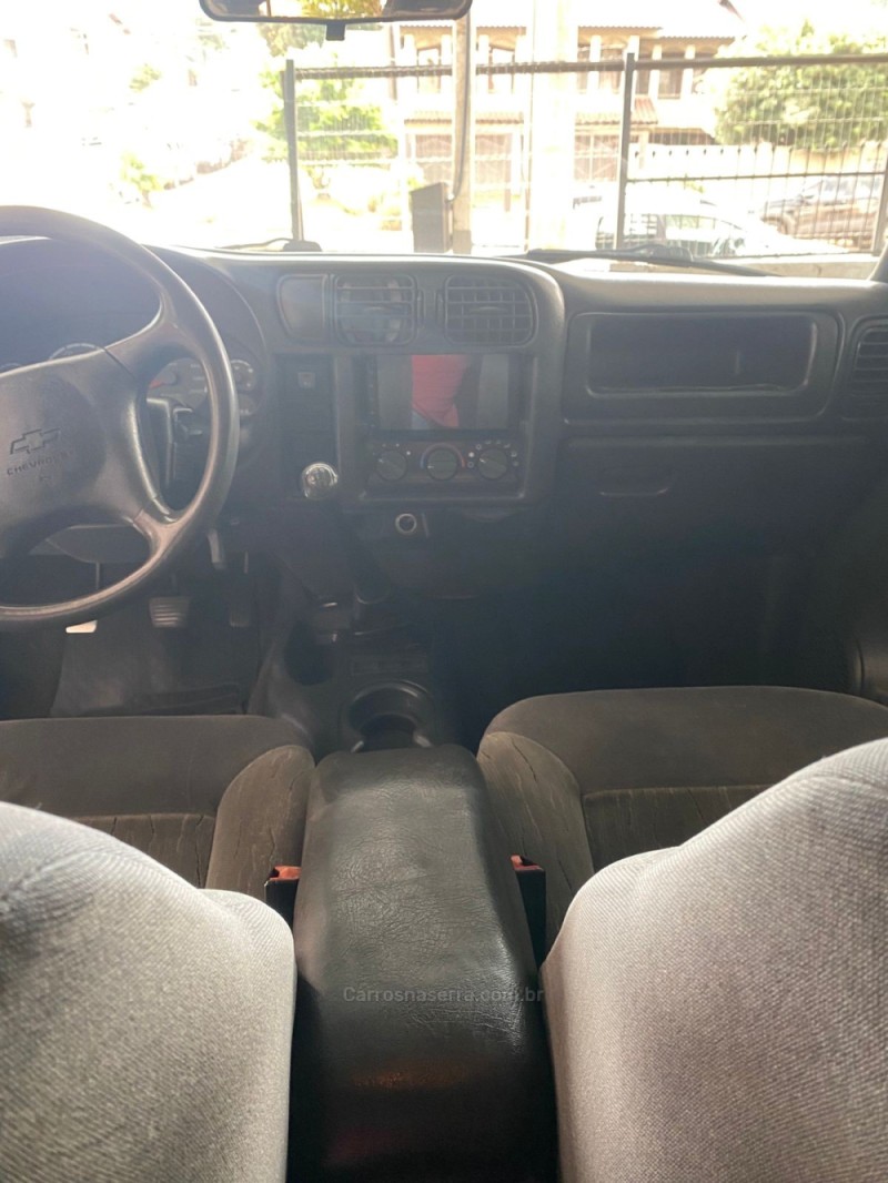 S10 2.8 DLX 4X2 CD 12V TURBO INTERCOOLER DIESEL 4P MANUAL - 2004 - SANANDUVA