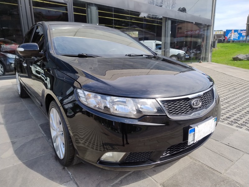 CERATO 1.6 SX2 16V GASOLINA 4P MANUAL - 2011 - CAXIAS DO SUL
