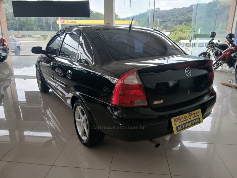 CORSA 1.8 MPFI 8V GASOLINA 4P MANUAL - 2002 - NOVA PETRóPOLIS