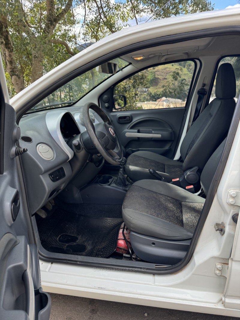 UNO 1.4 EVO ECONOMY 8V FLEX 4P MANUAL - 2012 - NOVA ARAçá