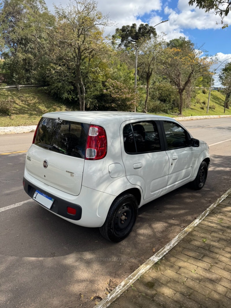 UNO 1.4 EVO ECONOMY 8V FLEX 4P MANUAL - 2012 - NOVA ARAçá