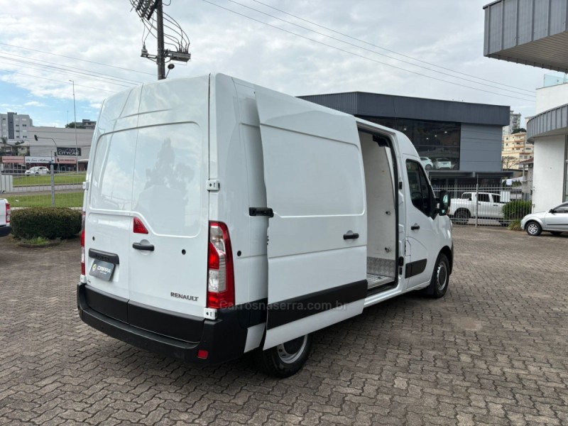 MASTER 2.3 GRAND FURGÃO L2H2 16V TURBO INTERCOOLER DIESEL 4P MANUAL - 2024 - FARROUPILHA