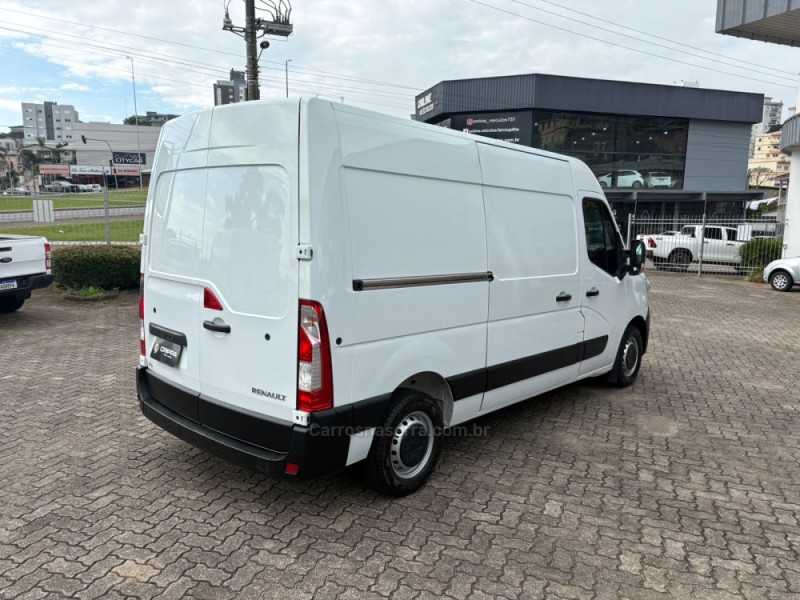 MASTER 2.3 GRAND FURGÃO L2H2 16V TURBO INTERCOOLER DIESEL 4P MANUAL - 2024 - FARROUPILHA