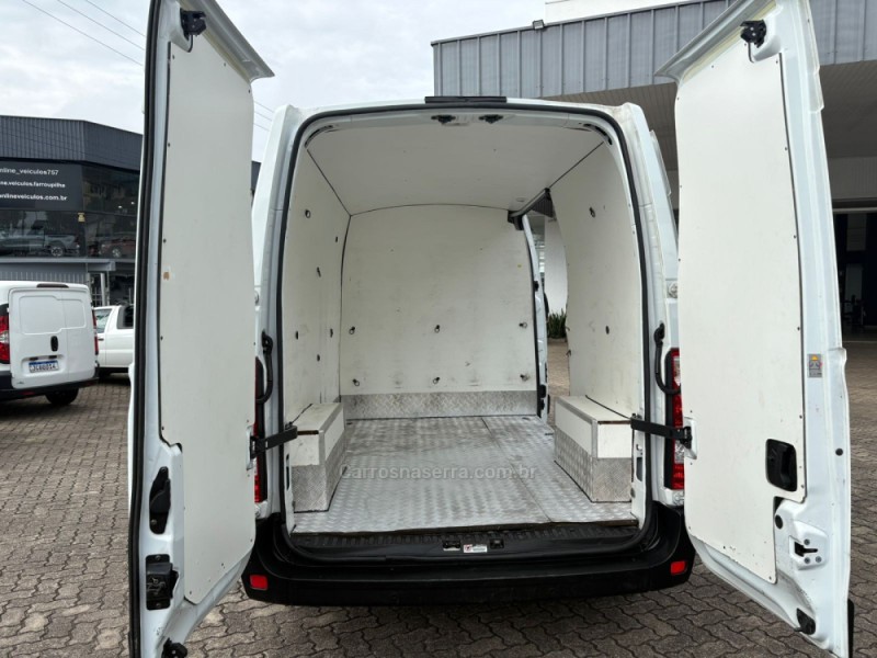 MASTER 2.3 GRAND FURGÃO L2H2 16V TURBO INTERCOOLER DIESEL 4P MANUAL - 2024 - FARROUPILHA