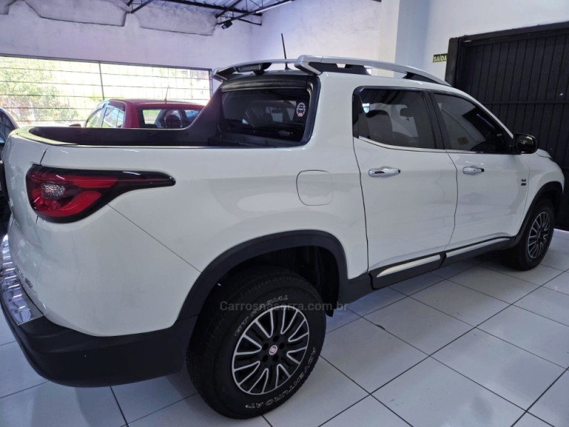 TORO 2.0 16V TURBO DIESEL VOLCANO AT9 4X4 AUTOMÁTICO - 2017 - CAMPO BOM