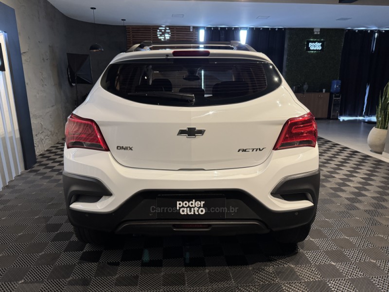 ONIX 1.4 MPFI ACTIV 8V FLEX 4P AUTOMÁTICO - 2019 - FARROUPILHA