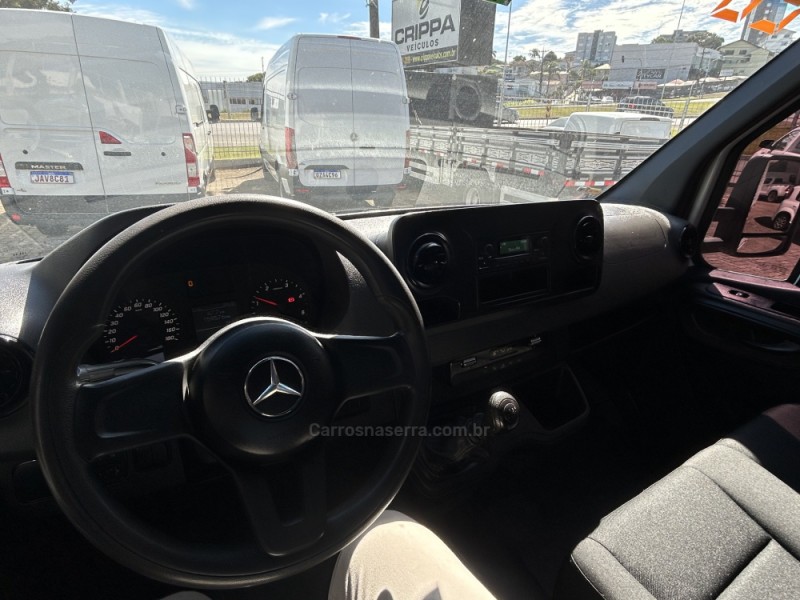 SPRINTER 2.2 CHASSI 416 LONGO TURBO DIESEL 3P MANUAL - 2020 - FARROUPILHA