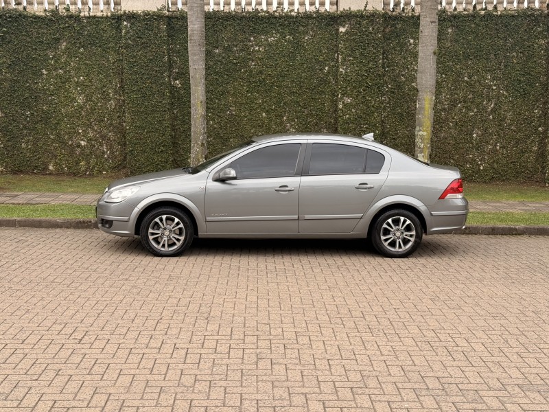 VECTRA 2.0 MPFI ELEGANCE 8V 140CV FLEX 4P MANUAL - 2009 - CAXIAS DO SUL