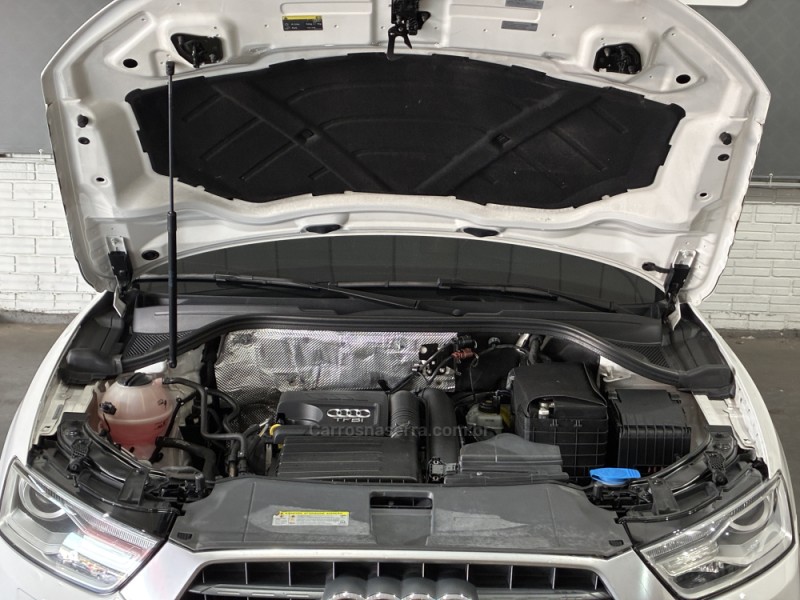 Q3 1.4 TFSI AMBIENTE FLEX 4P S TRONIC - 2017 - VENâNCIO AIRES