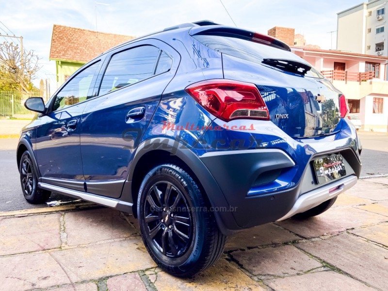 ONIX 1.4 MPFI ACTIV 8V FLEX 4P AUTOMÁTICO - 2019 - NOVO HAMBURGO