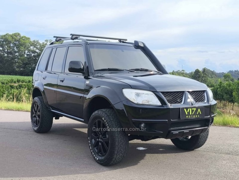 pajero tr4 2.0 4x4 16v 140cv flex 4p manual 2010 caxias do sul