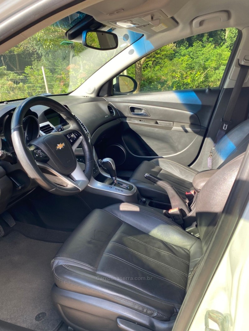 CRUZE 1.8 LT 16V FLEX 4P AUTOMÁTICO - 2013 - SANANDUVA