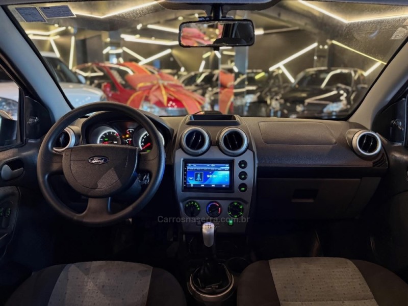 FIESTA 1.6 MPI SEDAN 8V FLEX 4P MANUAL - 2011 - NOVO HAMBURGO