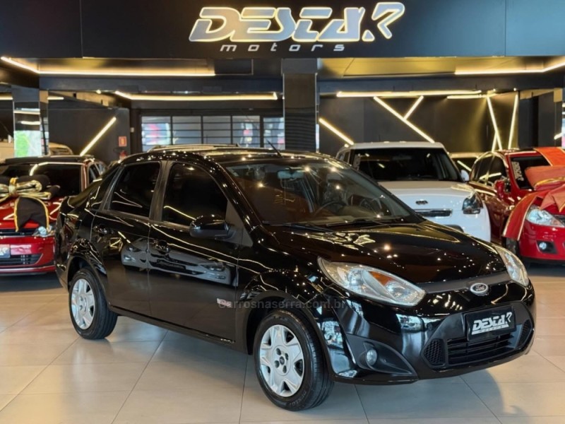 FIESTA 1.6 MPI SEDAN 8V FLEX 4P MANUAL - 2011 - NOVO HAMBURGO